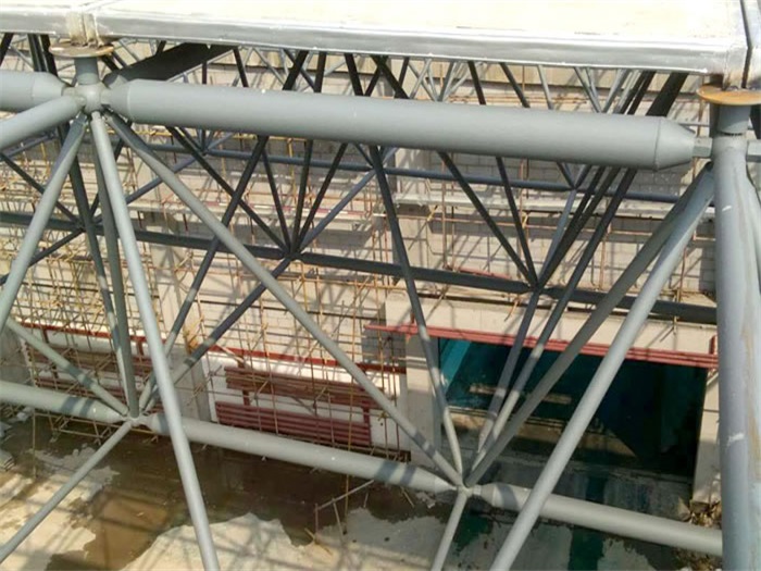 防城港公安局网架天基板屋面